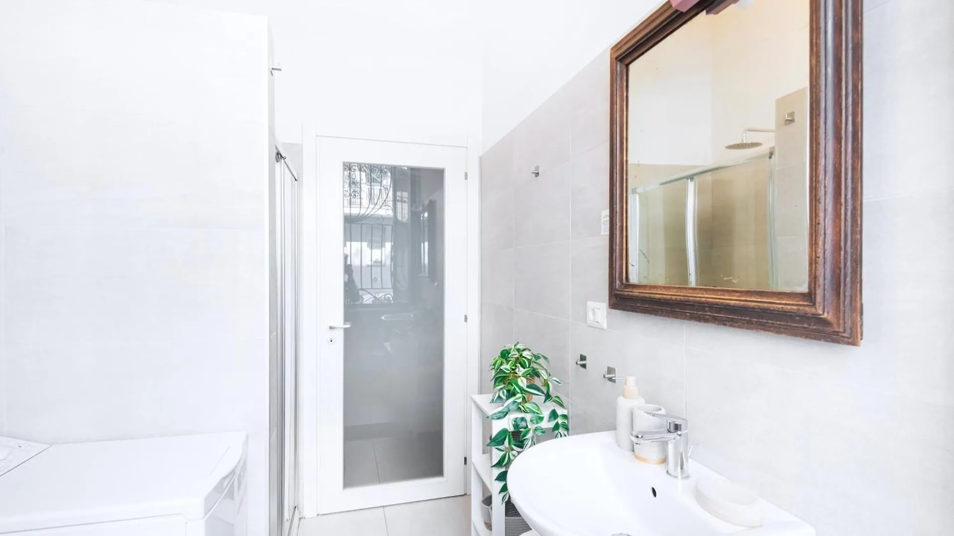 Easylife - Classico Monolocale Zona Washington Milan